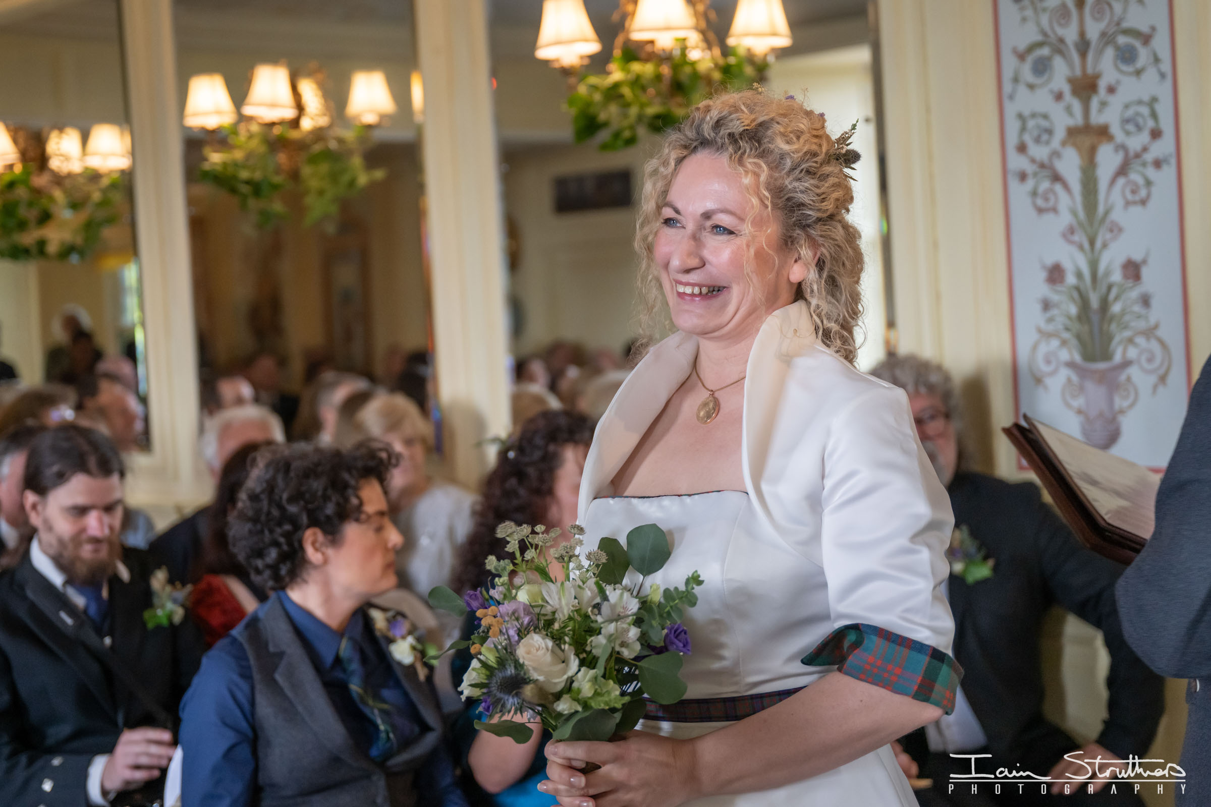 Miriam & Ruaraidh wedding photograph 20