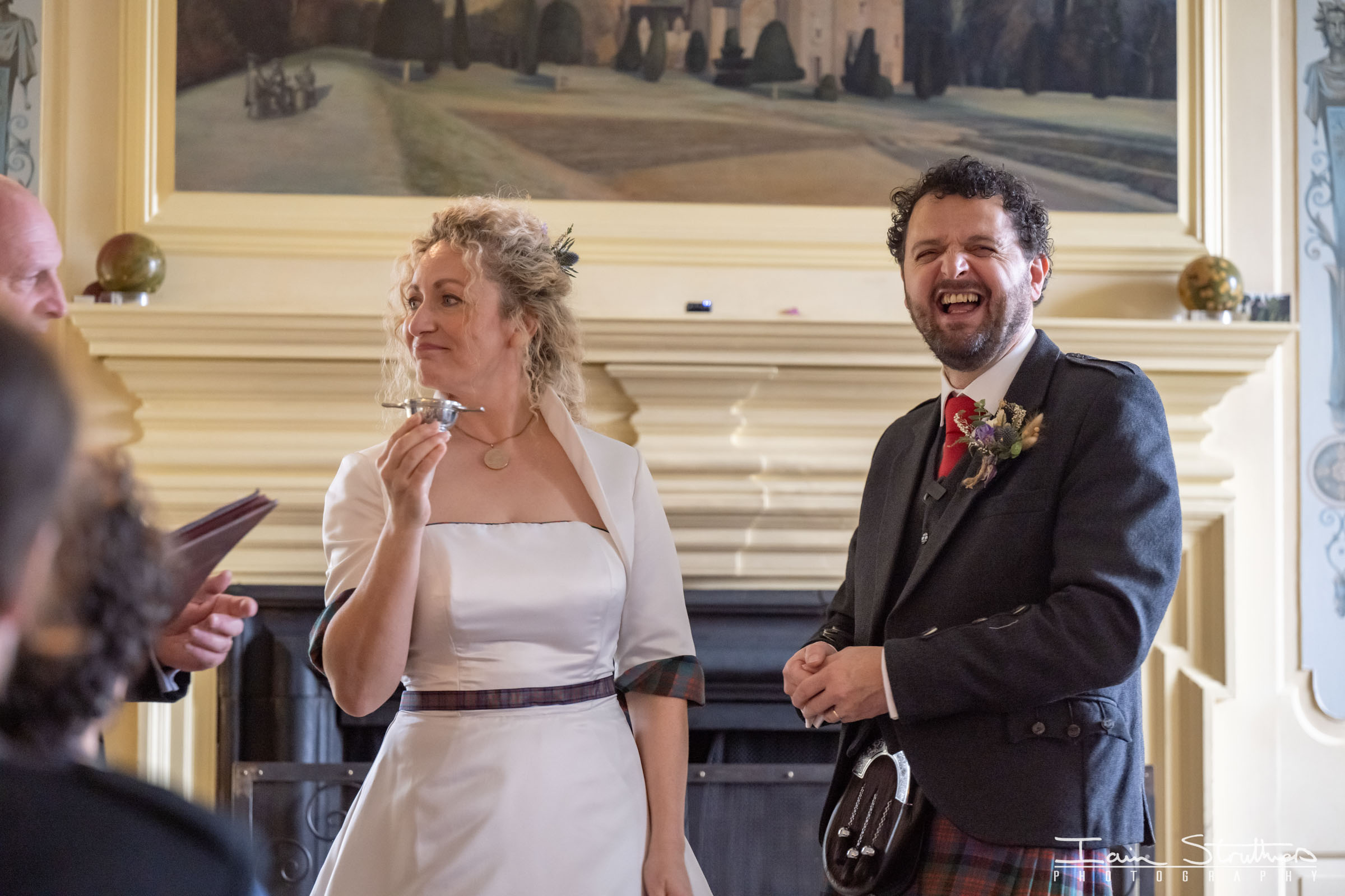 Miriam & Ruaraidh wedding photograph 33