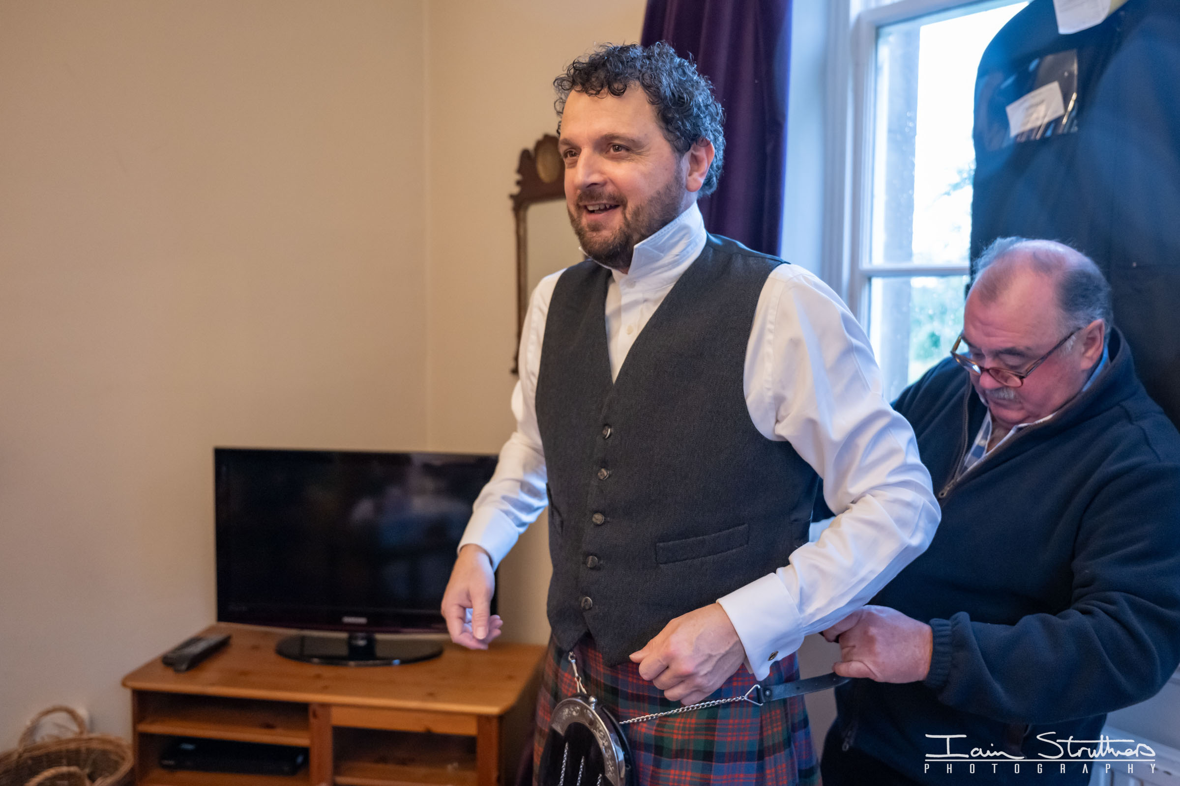 Miriam & Ruaraidh wedding photograph 3