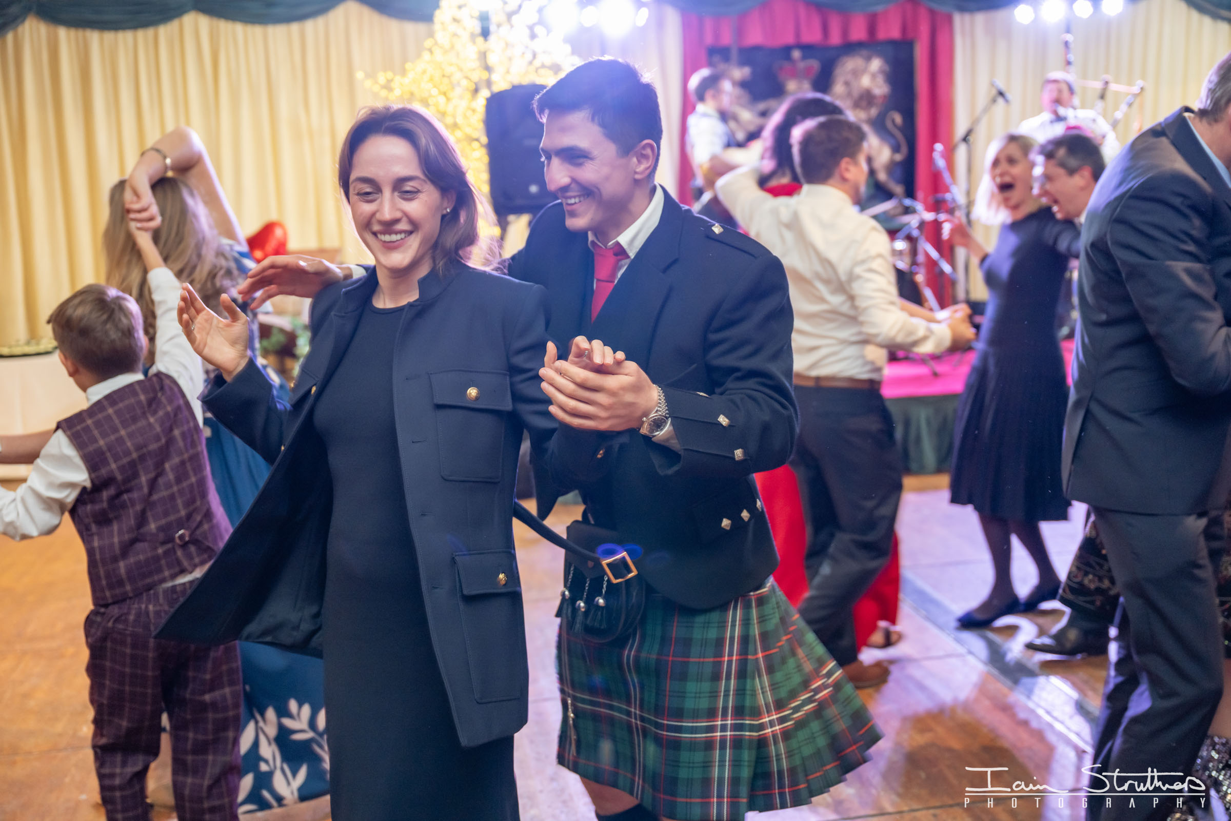 Miriam & Ruaraidh wedding photograph 98