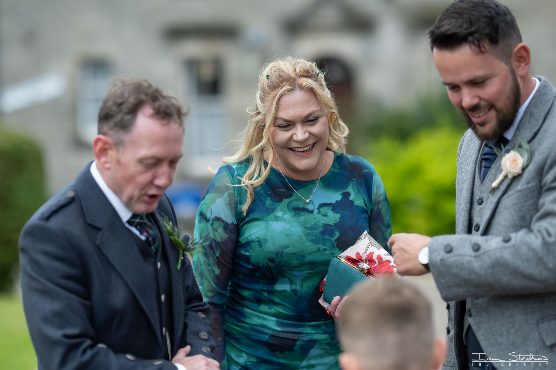 Allana & Paul wedding photograph 11