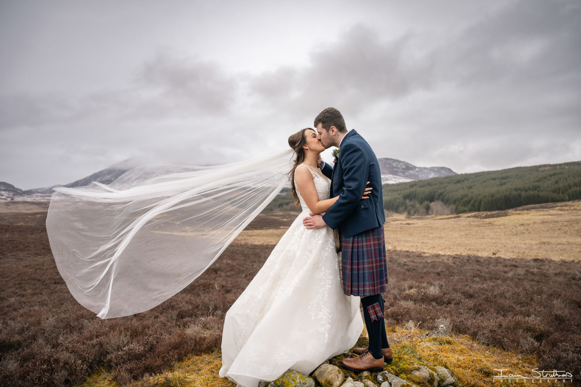 Rachel & Max wedding photograph 31