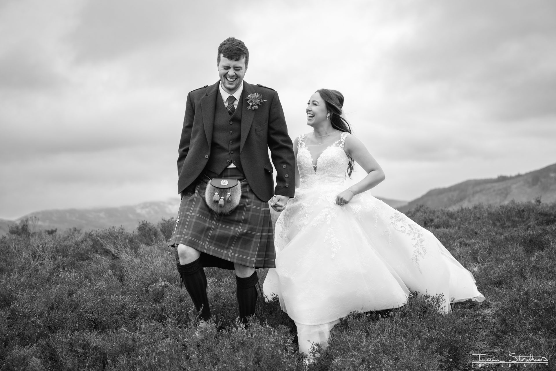 Rachel & Max wedding photograph 34