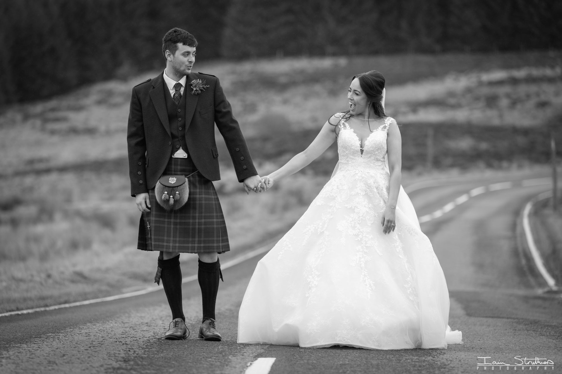 Rachel & Max wedding photograph 35