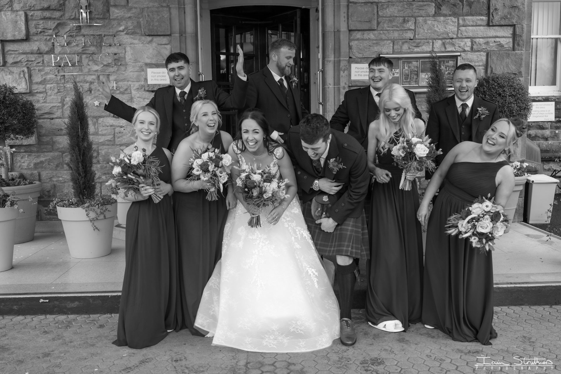 Rachel & Max wedding photograph 44
