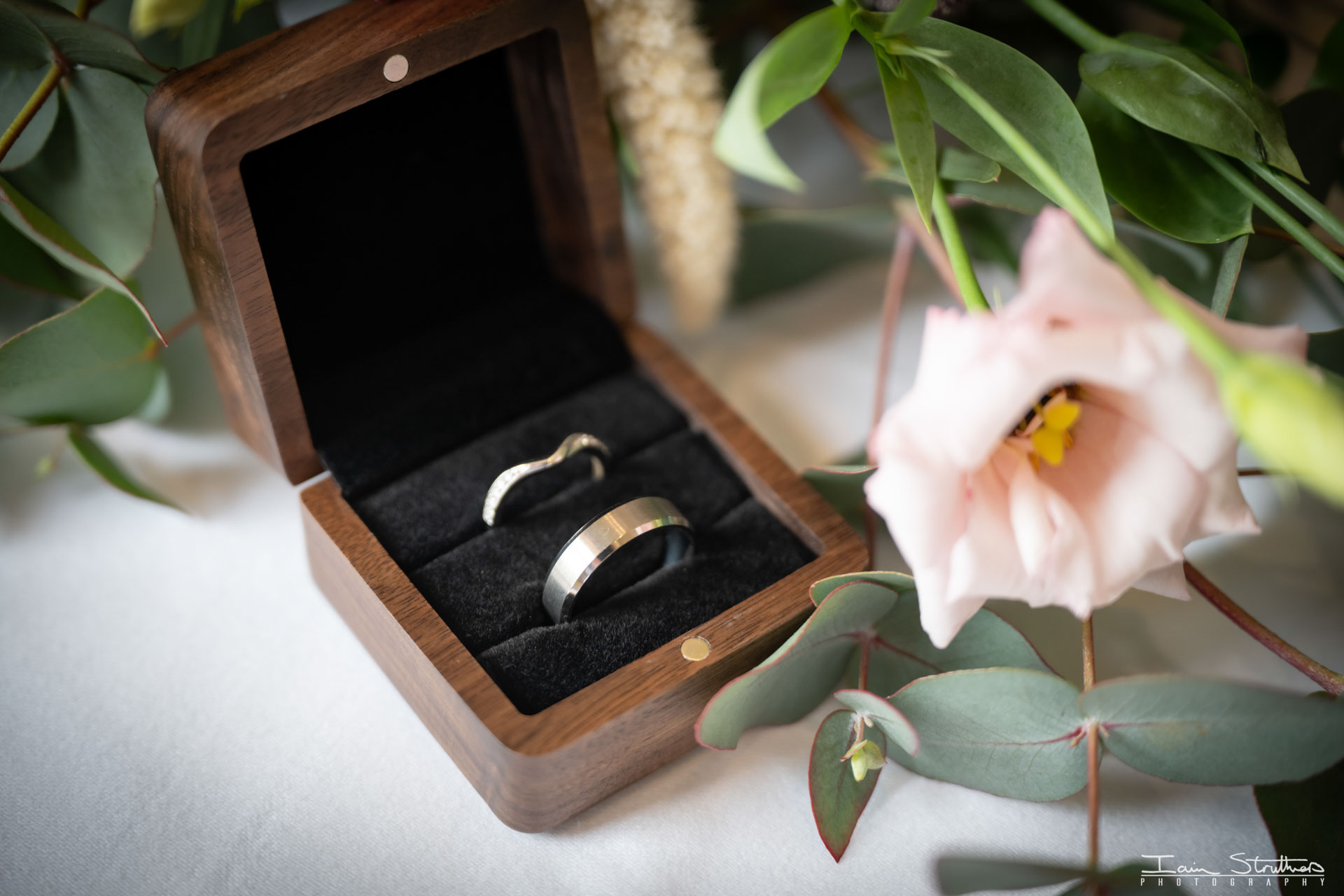 Rachel & Max wedding photograph 6