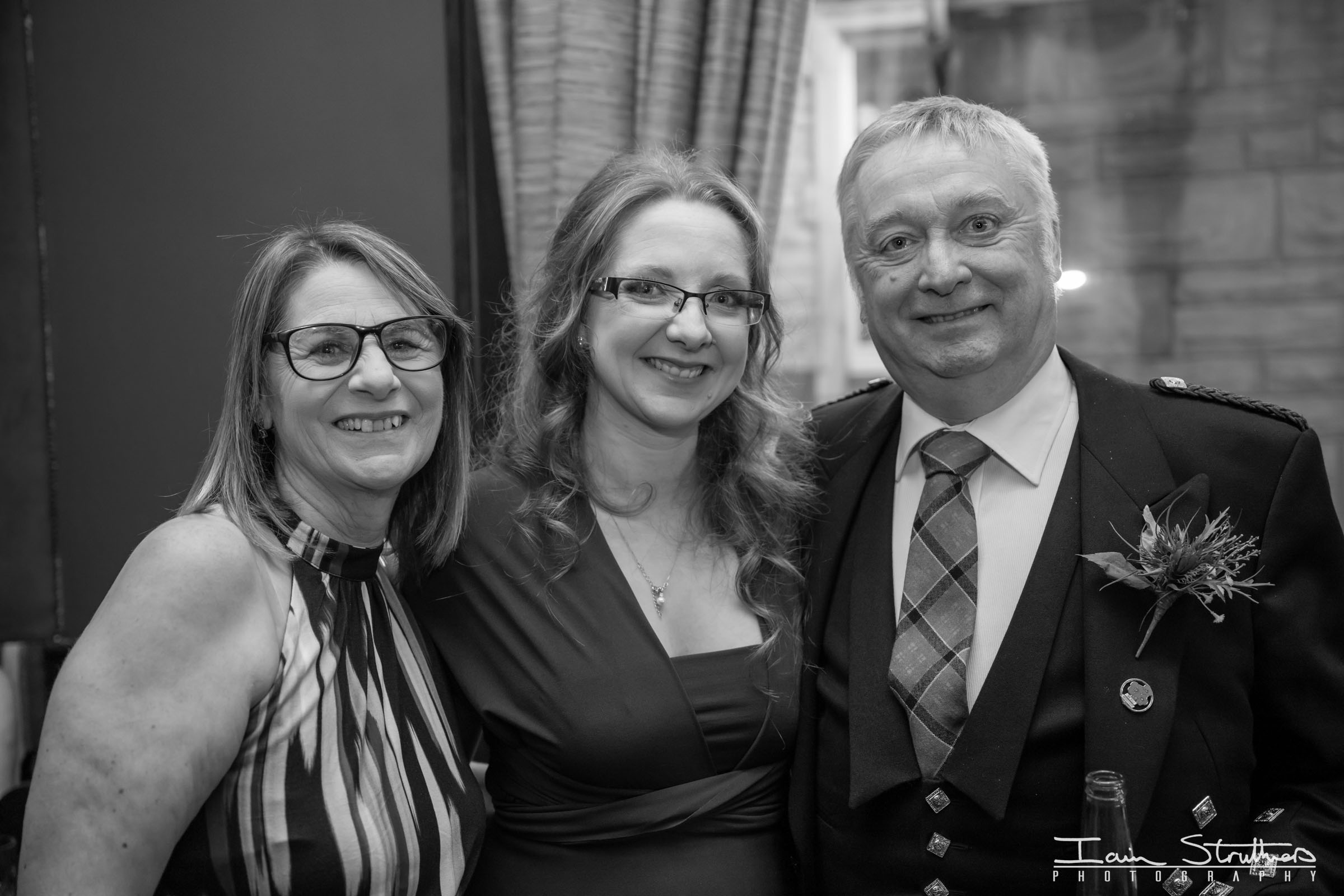 Robyn & Daniel wedding photograph 34