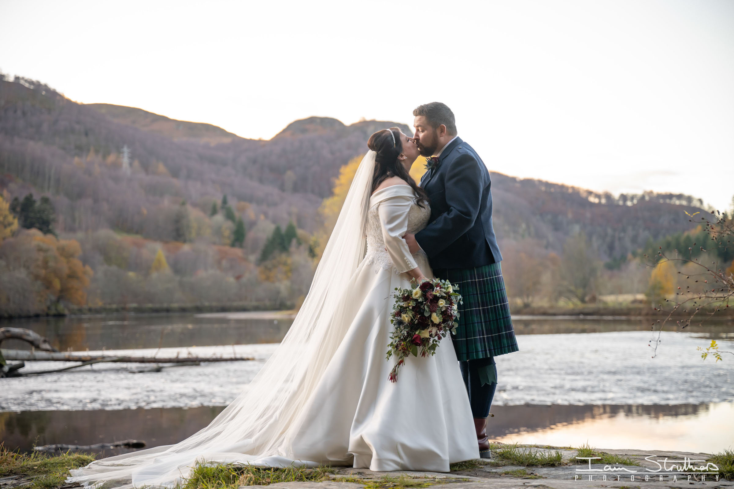 Robyn & Daniel wedding photograph 35