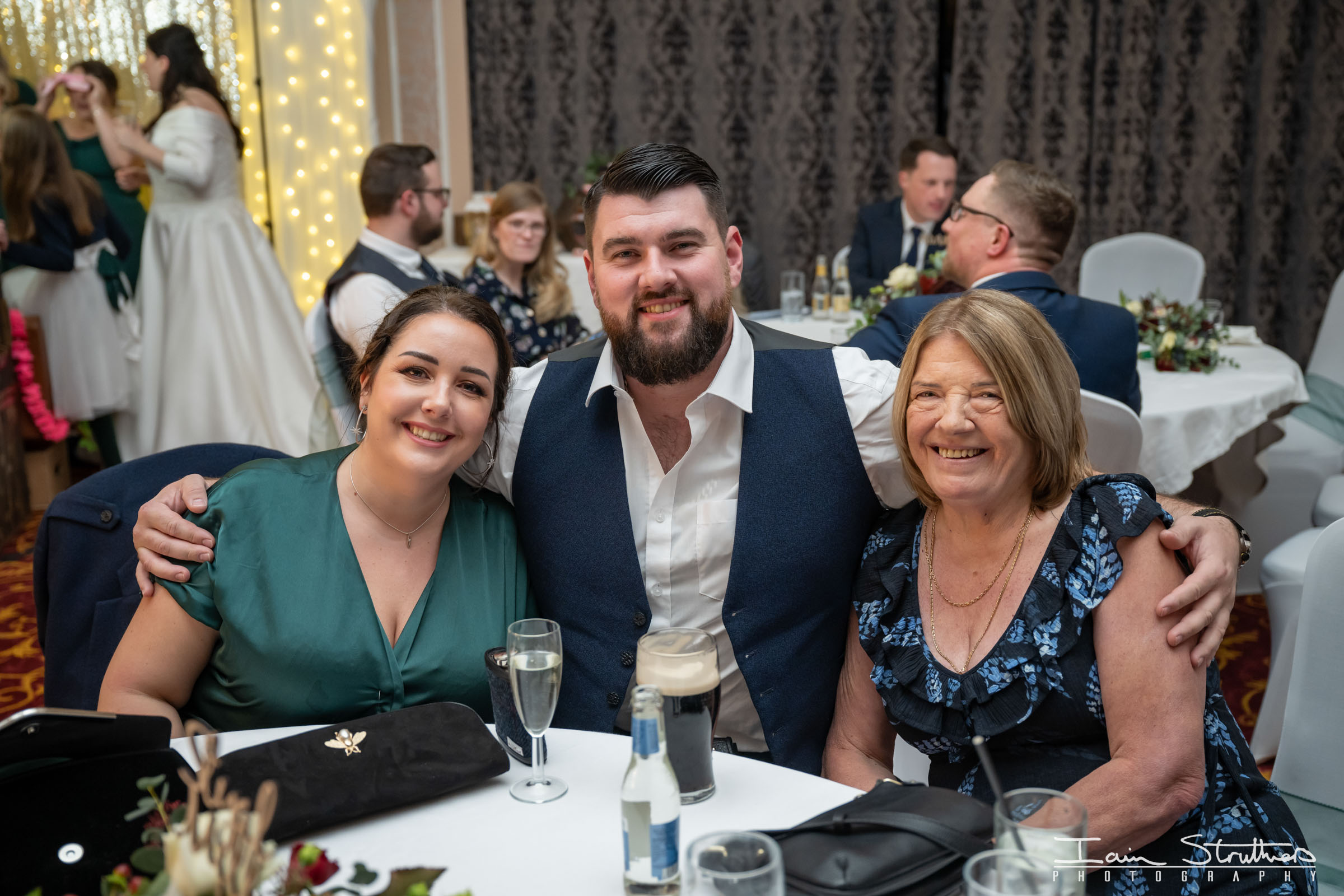 Robyn & Daniel wedding photograph 73