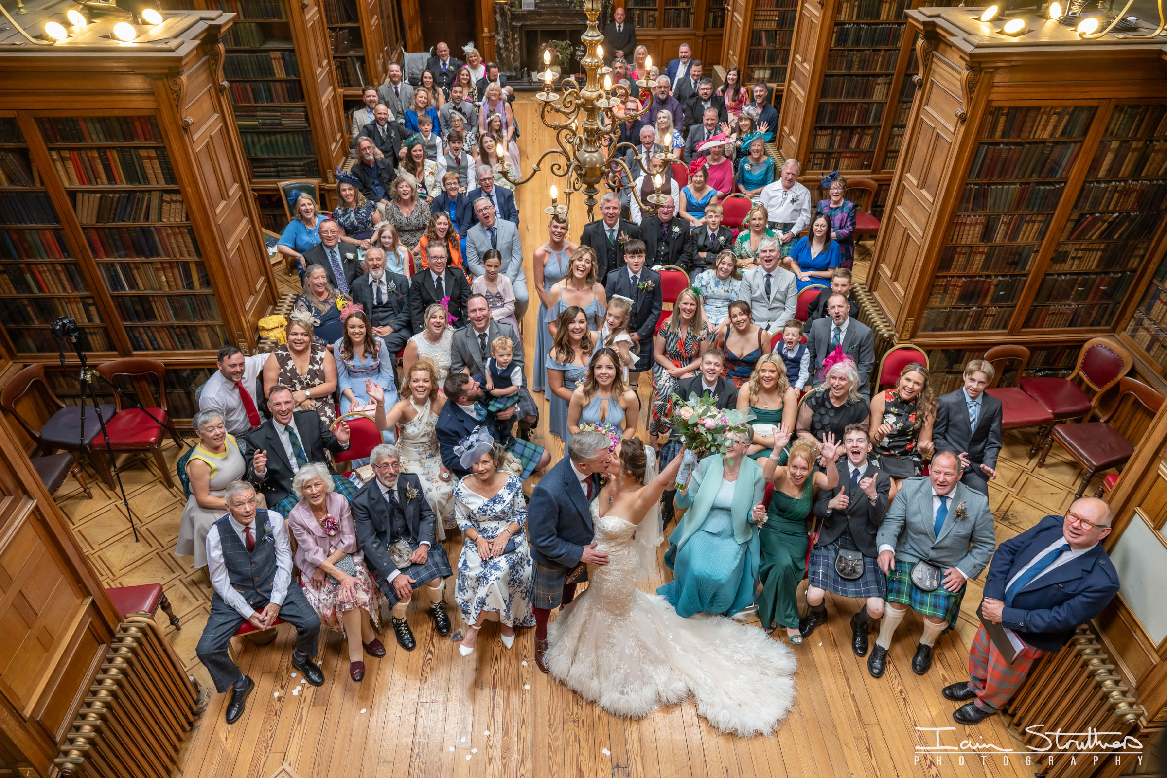 Rona & Ross wedding photograph 26