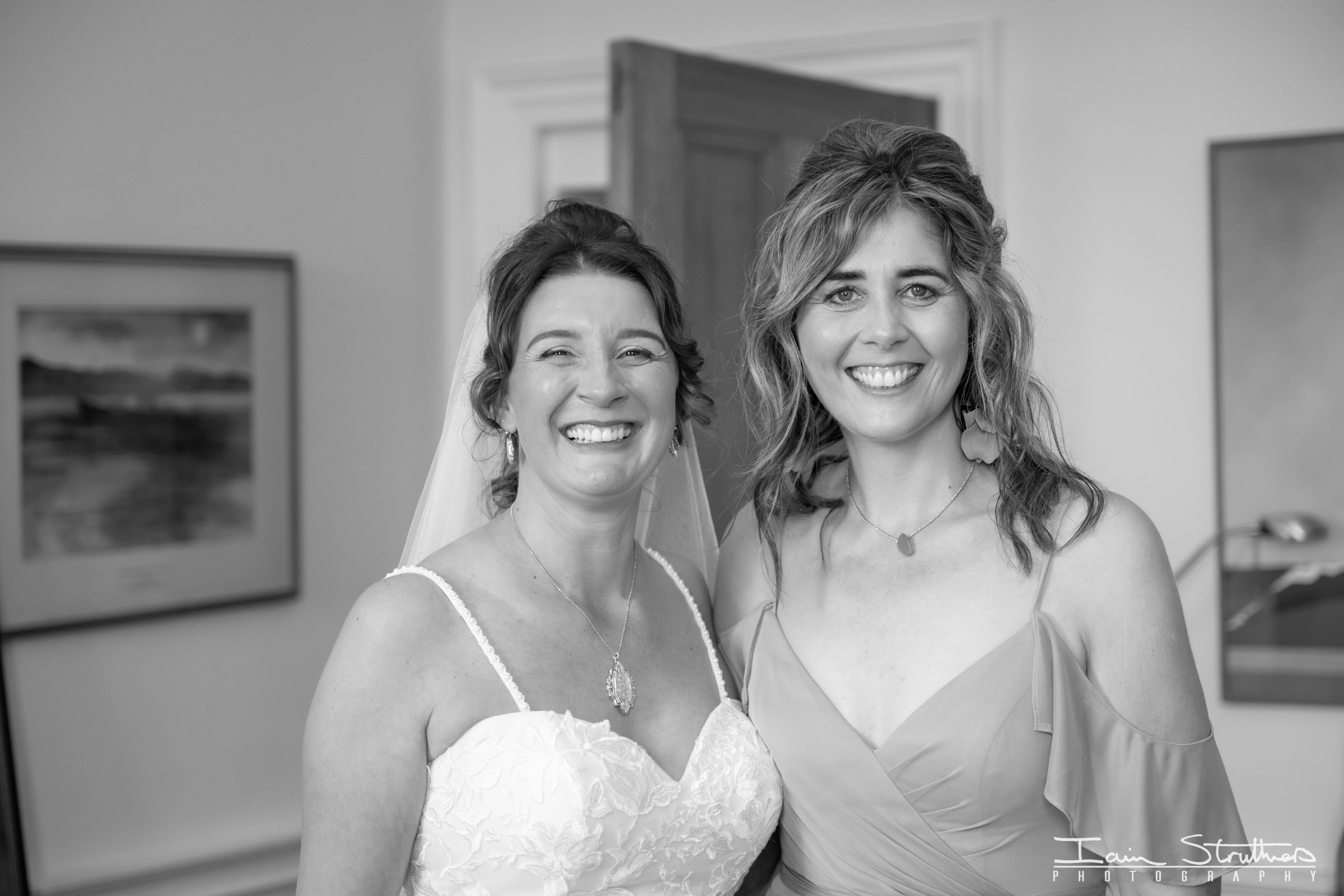 Rona & Ross wedding photograph 4