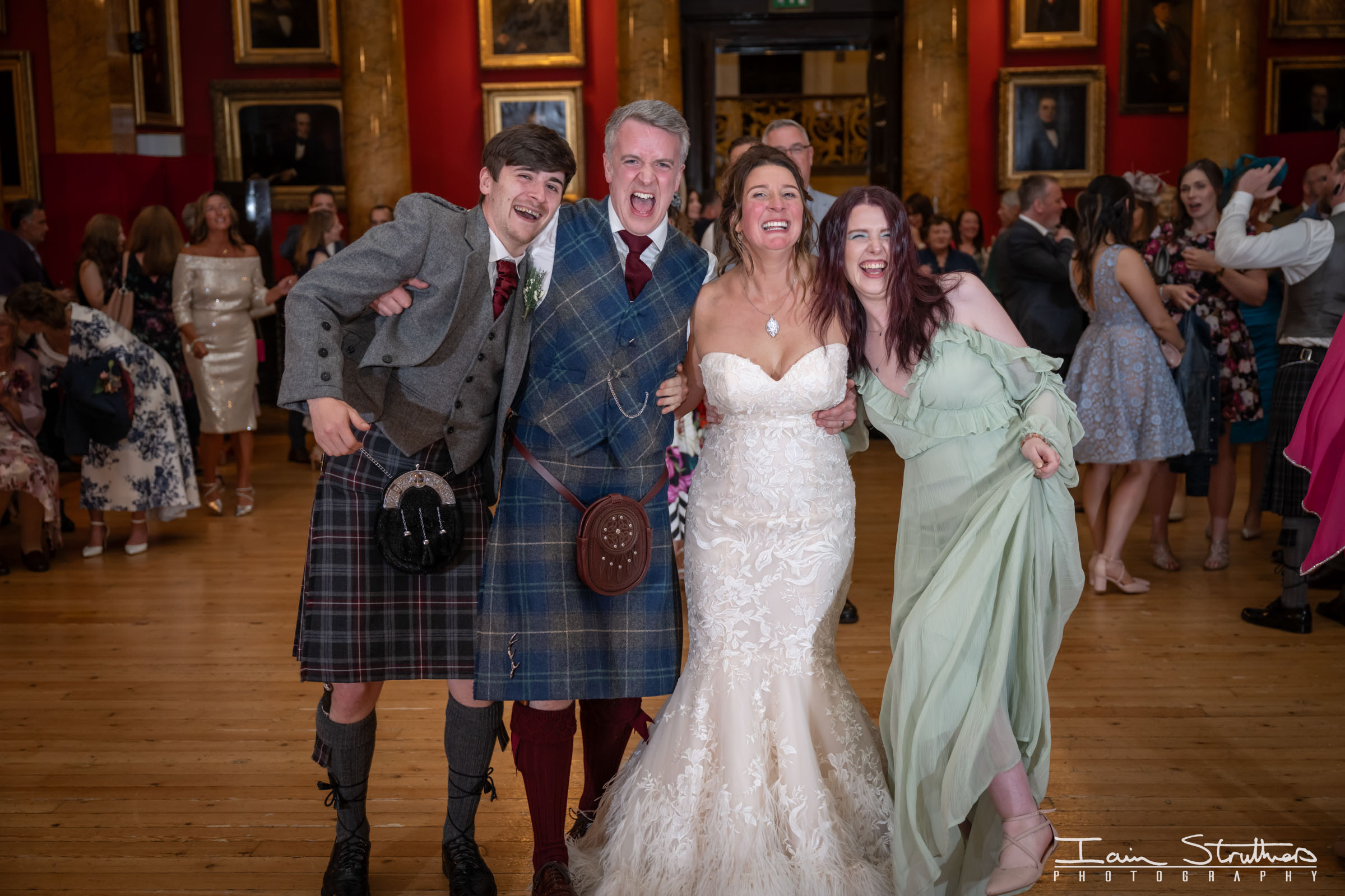 Rona & Ross wedding photograph 63