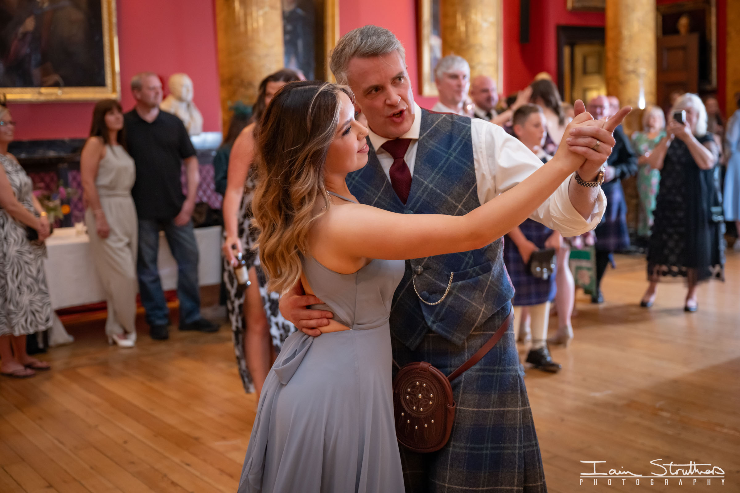 Rona & Ross wedding photograph 70
