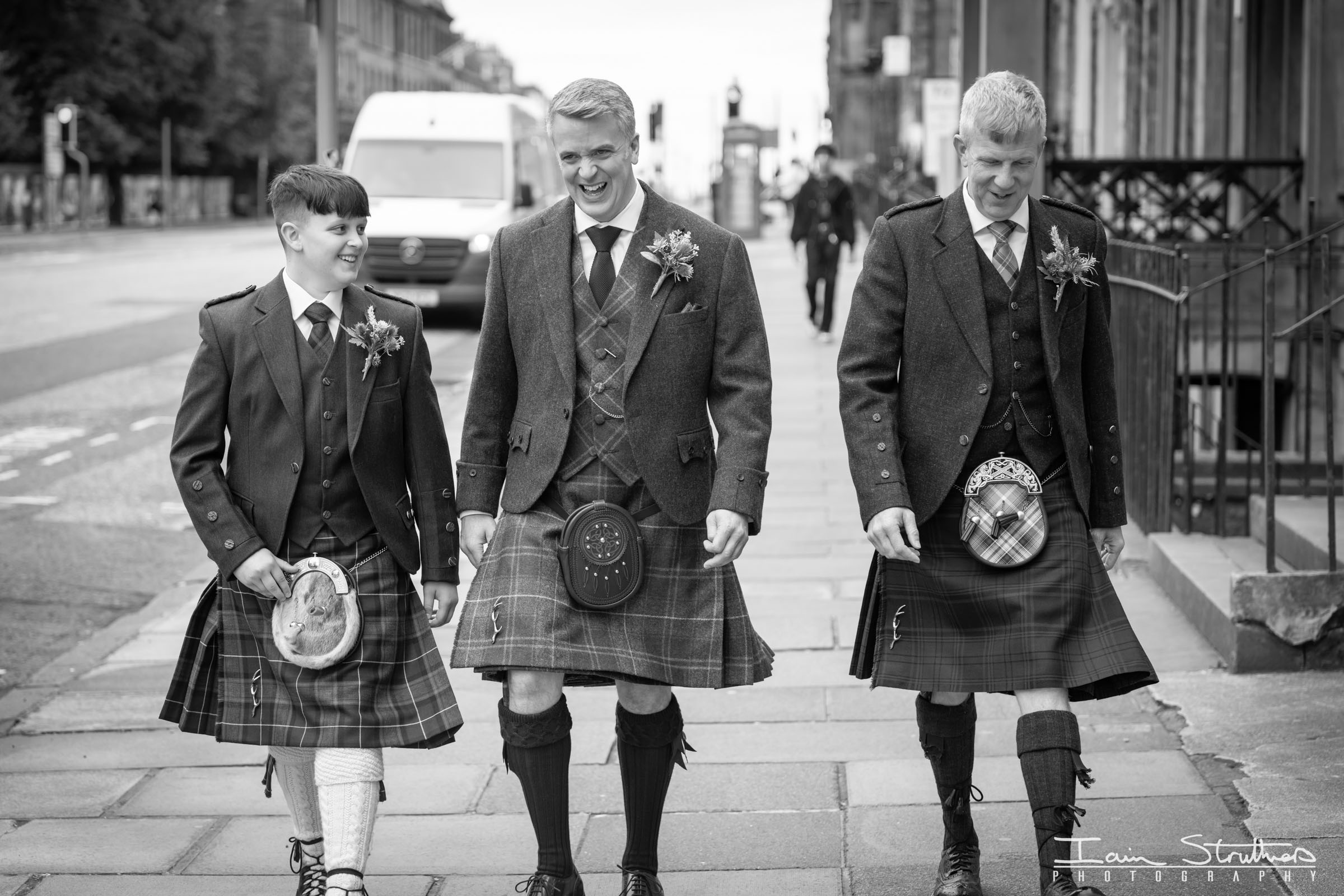 Rona & Ross wedding photograph 8