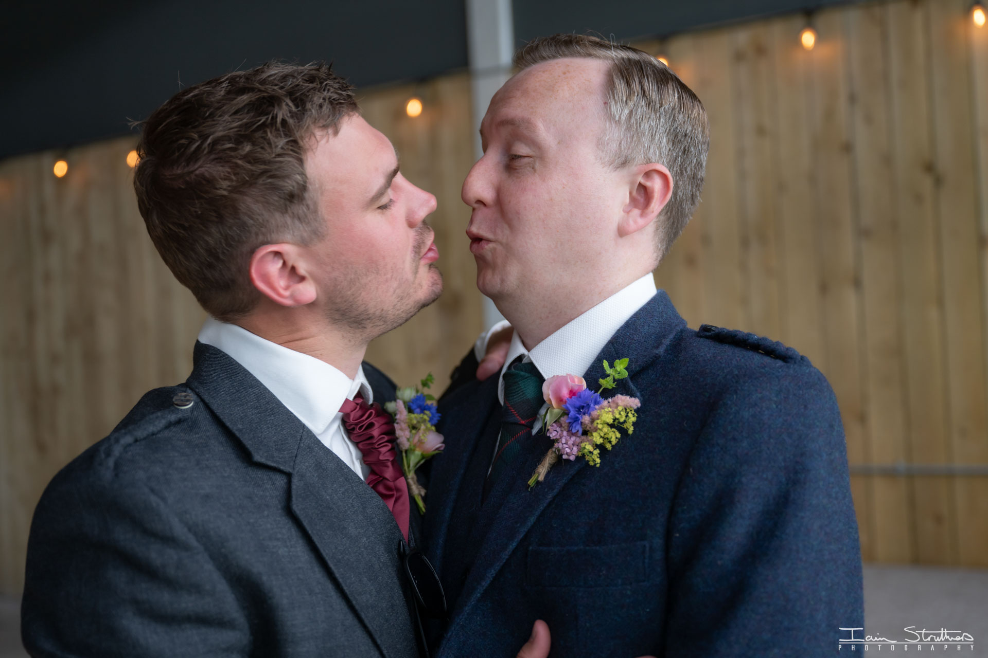 Roy & Adriene wedding photograph 10
