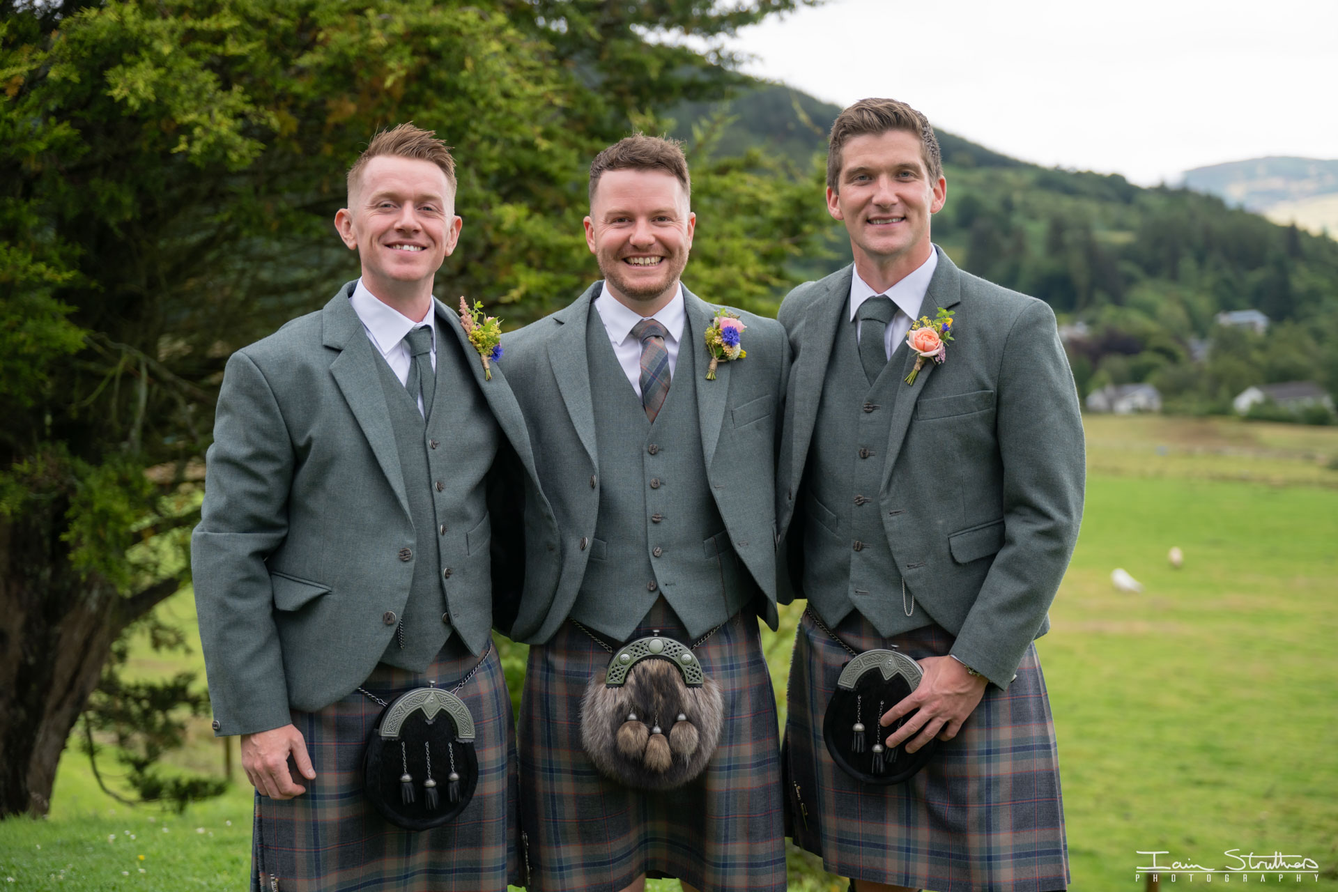 Roy & Adriene wedding photograph 12