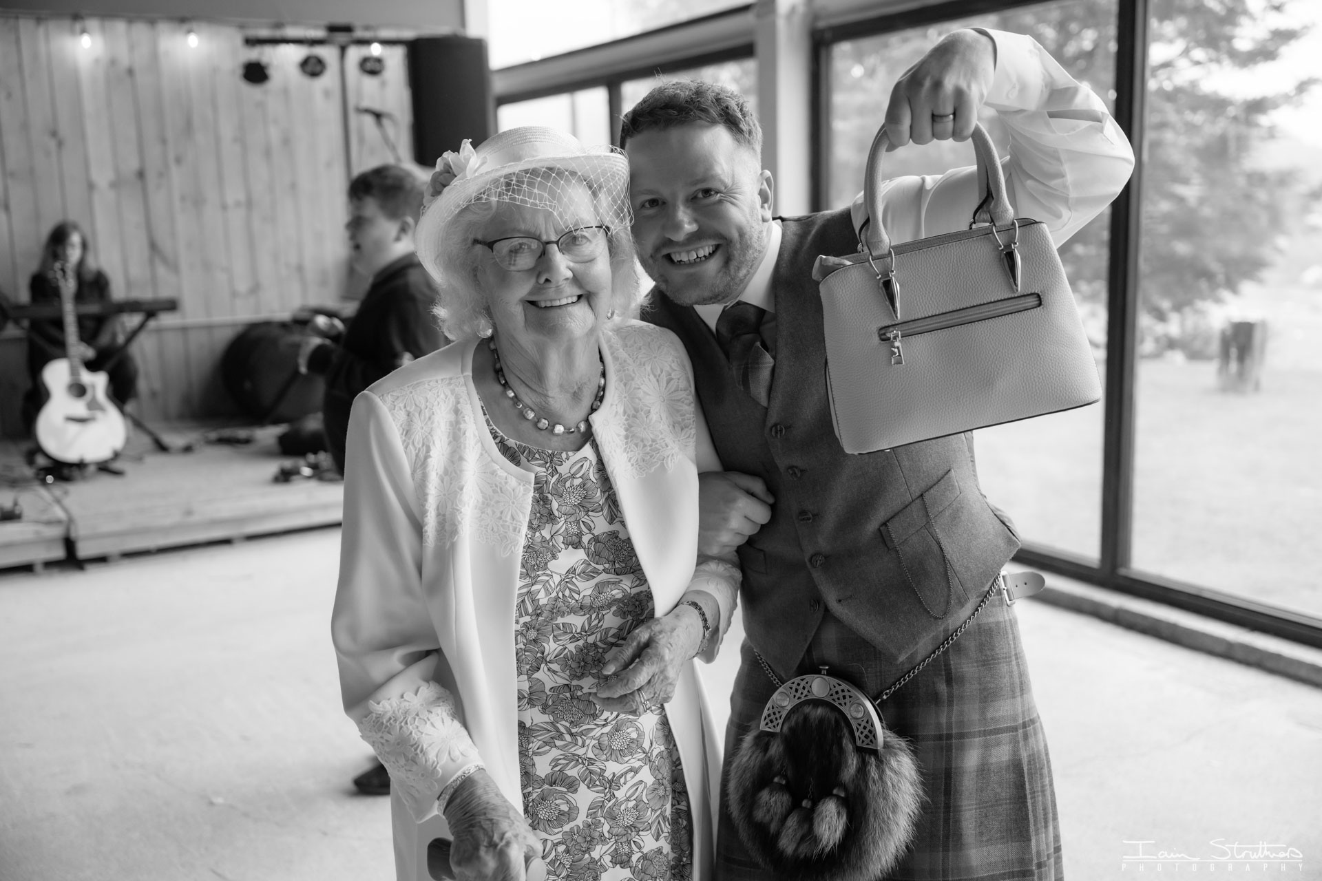 Roy & Adriene wedding photograph 58